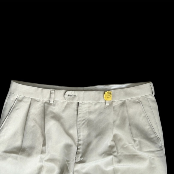 Chaps Light Weight Off White Suit - Picture 9 of 16